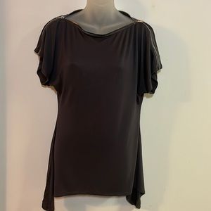 B’leev T-shirt top with zipper neckline fitted at waist flared at bottom